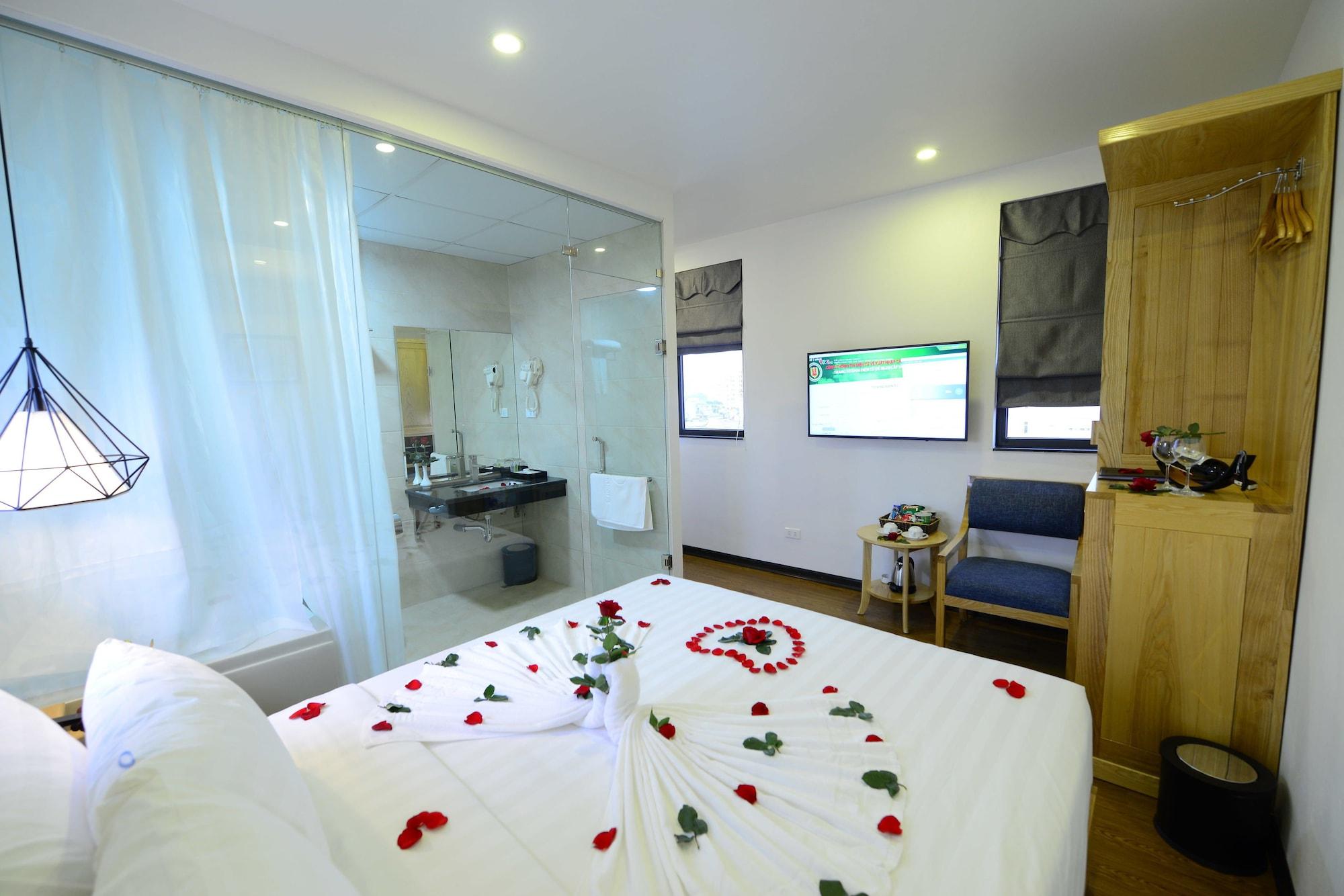 Blue Hanoi Inn Luxury Hotel Exterior photo