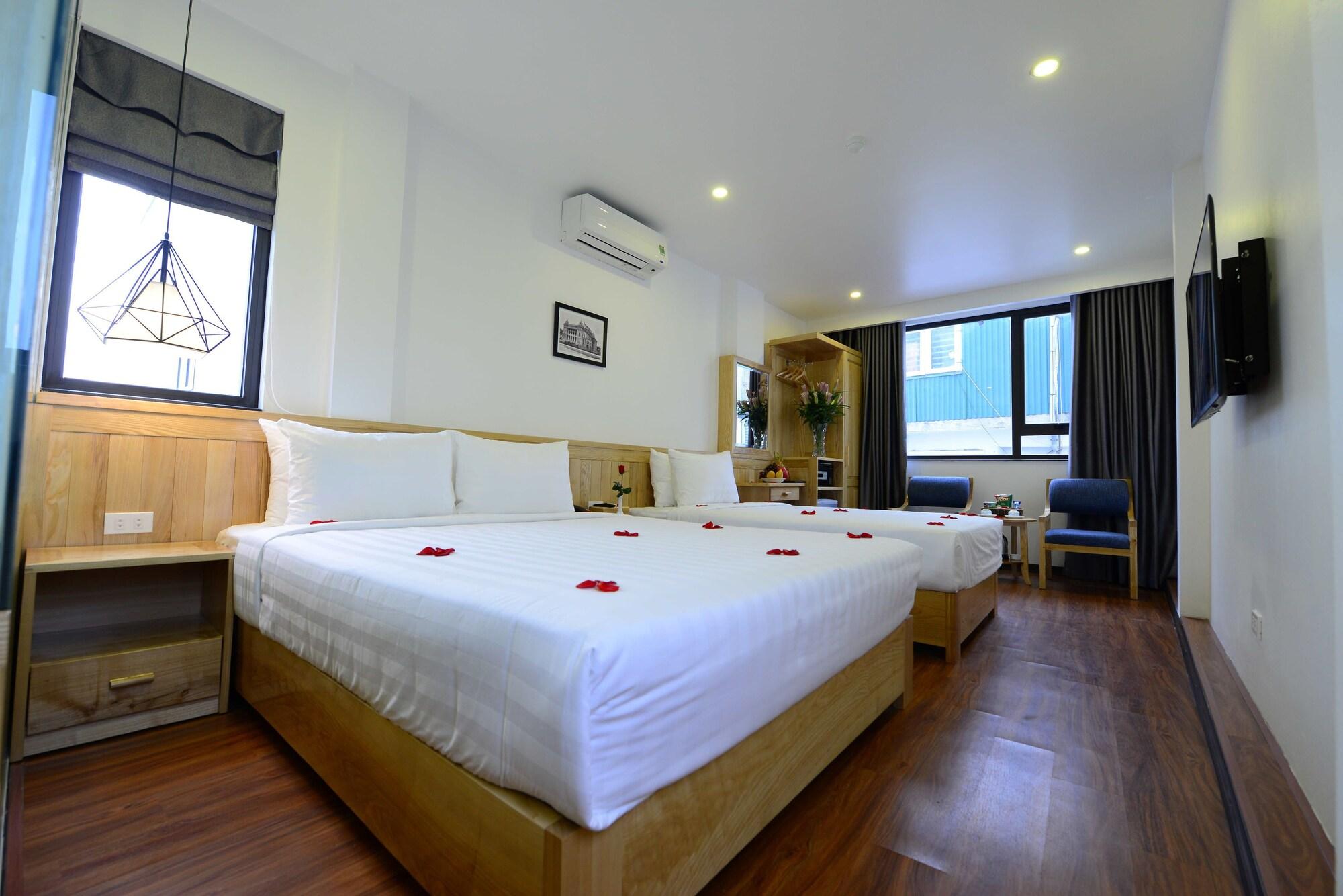 Blue Hanoi Inn Luxury Hotel Exterior photo